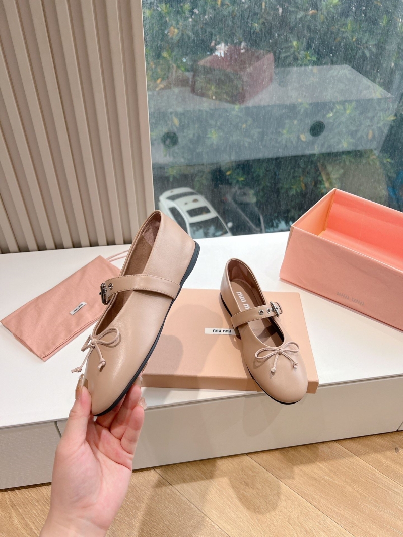 Miu Miu flat shoes